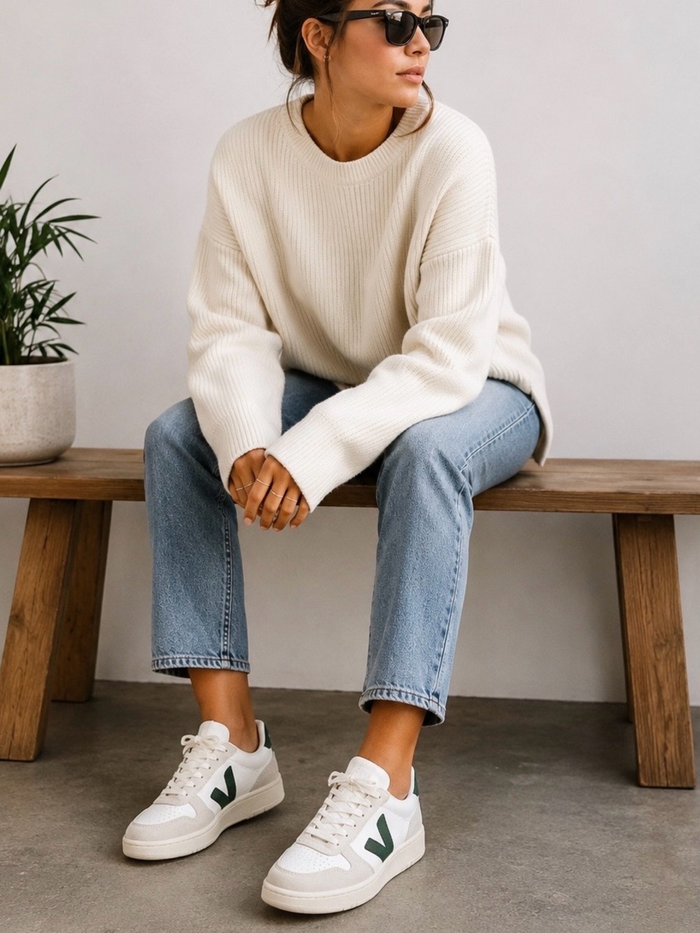 🤍💚 Veja V-90 Leather Sneakers – Women’s US 9 / EU 40 - Picture 2 of 8
